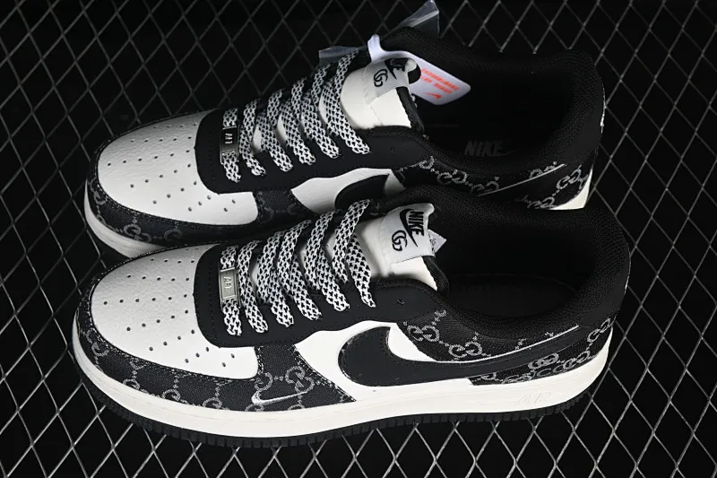 All categories Nk Air Force 1 Air Force series Nk Air Force 1 Low Air Force low-top Nike Air Force 1'07 Low Black and white classic color Air Force 1 low-top casual sneakers MM3399-810